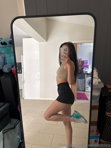 Xoxbaddies sexy nacktheit bild