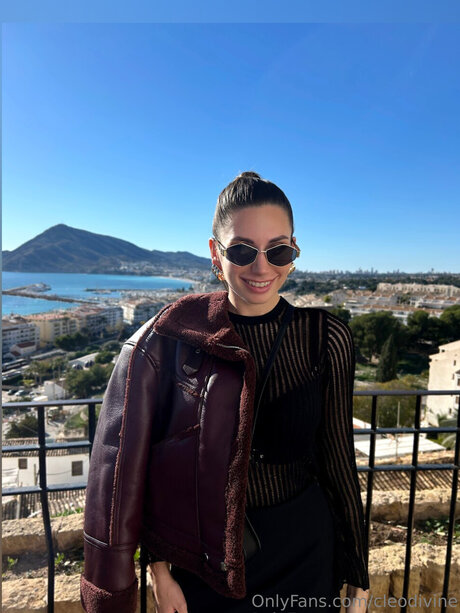 Cleodivine erwachsene fotos