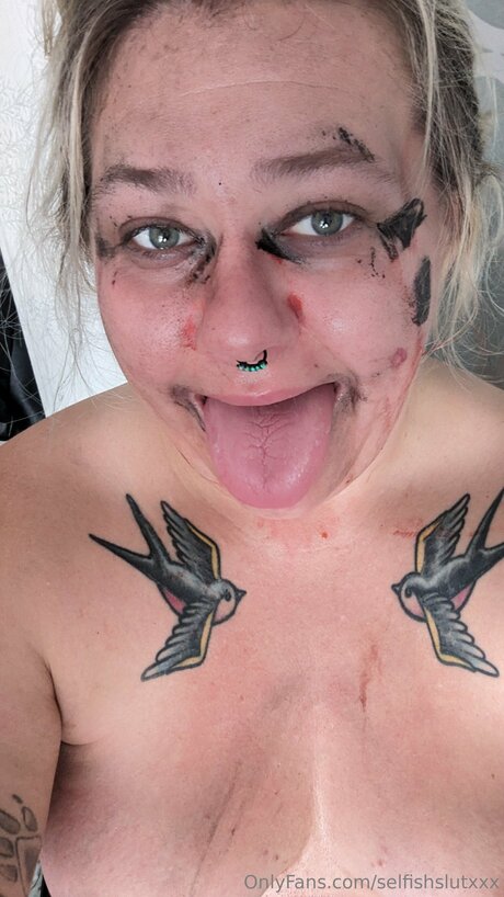 Selfishslutxxx model heiße galerie