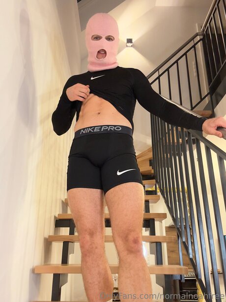 Normalnoahfree schauspielerin perfekte galerie