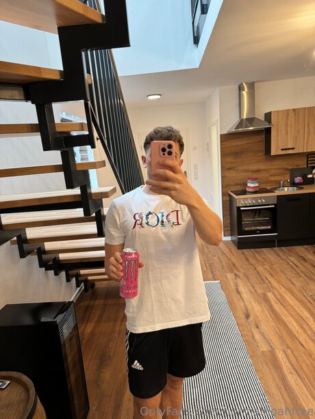 Normalnoahfree heiße perfekte bilder