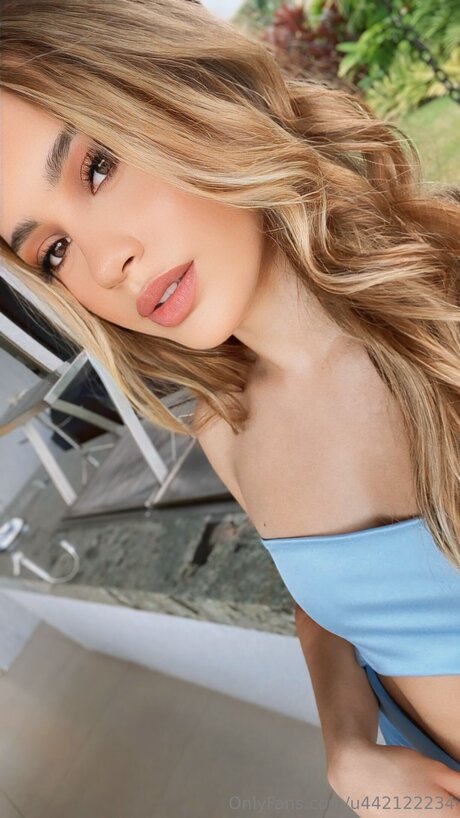 Sabrinasweeney beste perfekte galerien