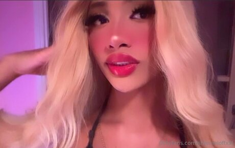 Shanneloffxxl model heiße galerie