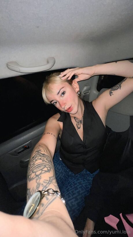 Yumi Lola schauspielerin sexy bild