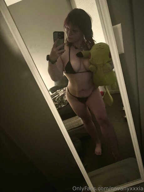 Novanyxxxia hübsche porno bilder