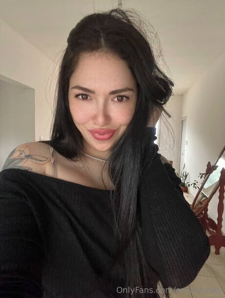 Onlylarasky perfekte akt galerie