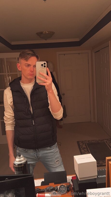 Whiteboygrantt beste nacktheit foto