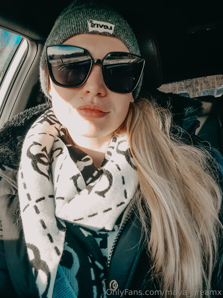 Maya Dreamx nacktheit erwachsene foto