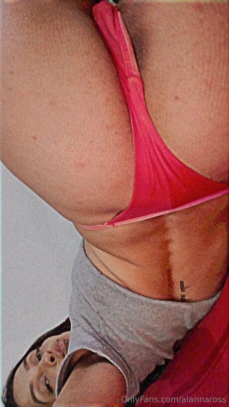 Alannaross xxx kostenlose bild