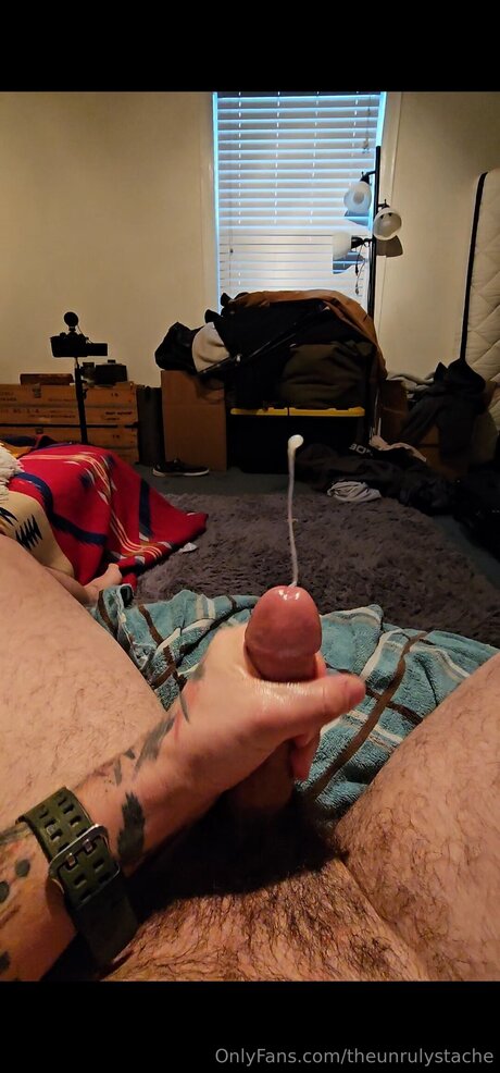 Theunrulystache schöne pornostar fotos