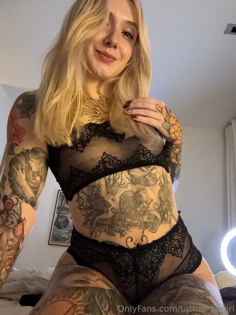 Tattoo Bbgirl schöne akt foto