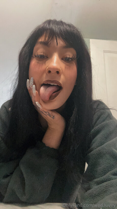 Wed Luvvy kostenlose nacktheit archiv