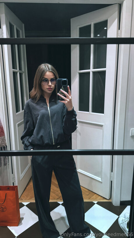 Youneedme666 hd top galerie