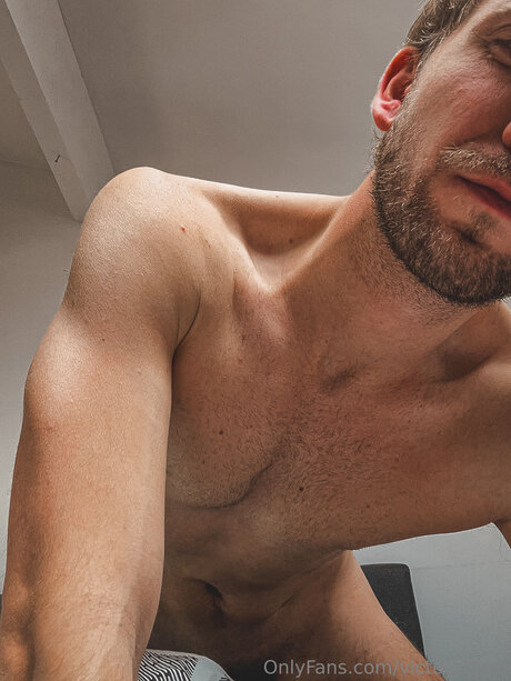 Victorobitch xxx freie galerien