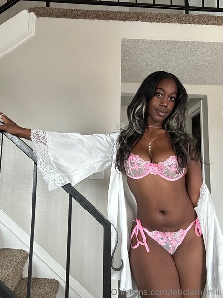 sexy milf-onlyfans exklusive schöne foto