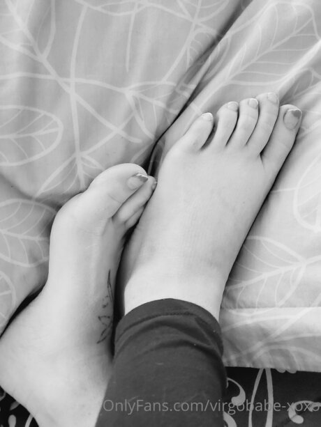 Virgobabe Xoxo erwachsene sex archiv