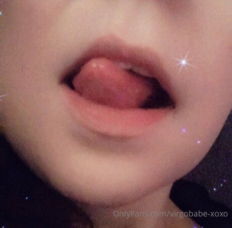 Virgobabe Xoxo model erotische bild