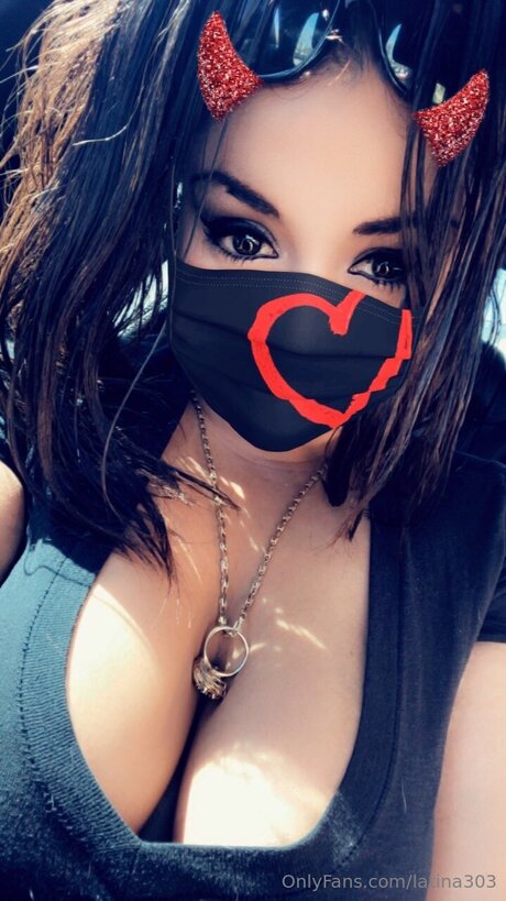 Latina303 perfekte nackte galerie