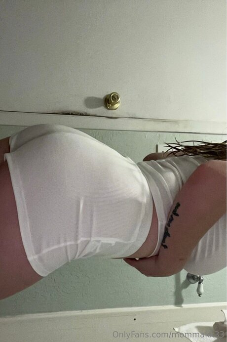 Mommakk33 schöne akt archiv