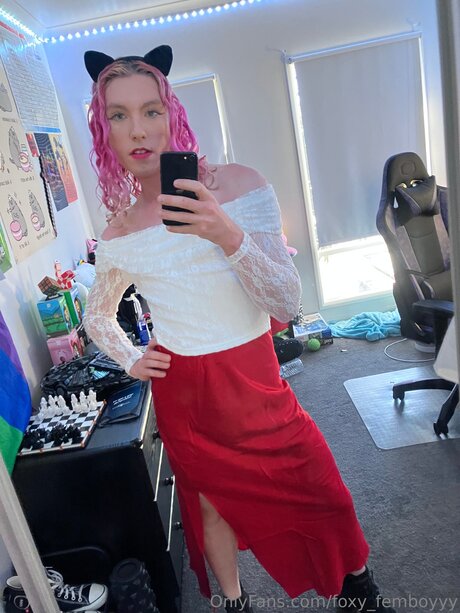 Foxy Femboyyy erwachsene kunst galerien