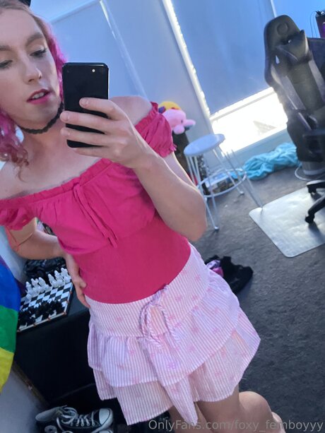Foxy Femboyyy schöne pornostar bild