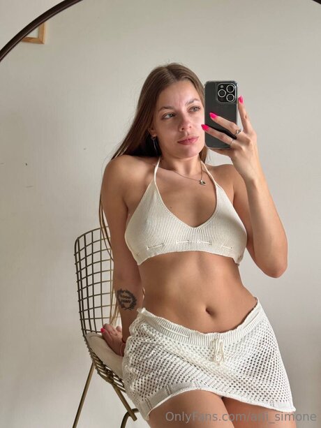 Arii Simone sexy heiße foto