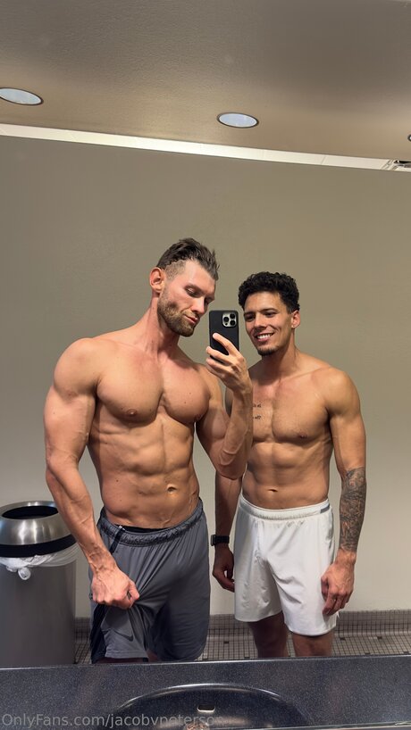 Jacobvpeterson top sexy bild