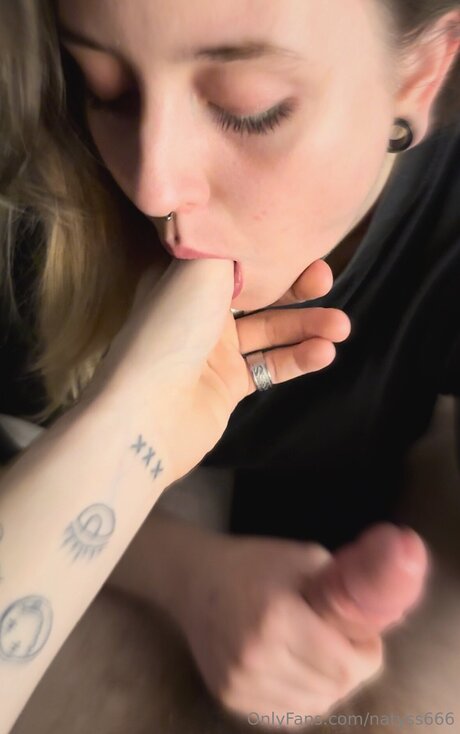 Natyss666 model top fotos