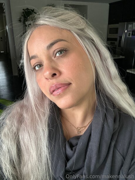 Makennalush nackt beste foto