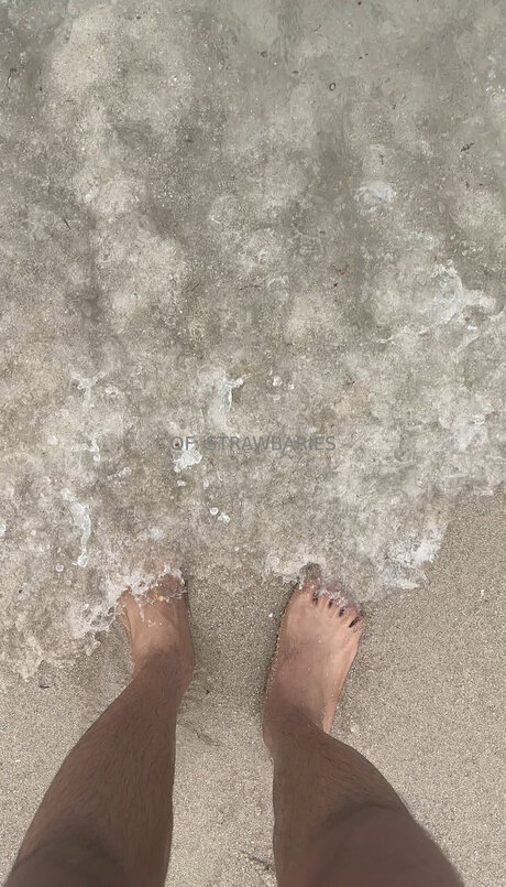 Strawbaries nackt erwachsene bild