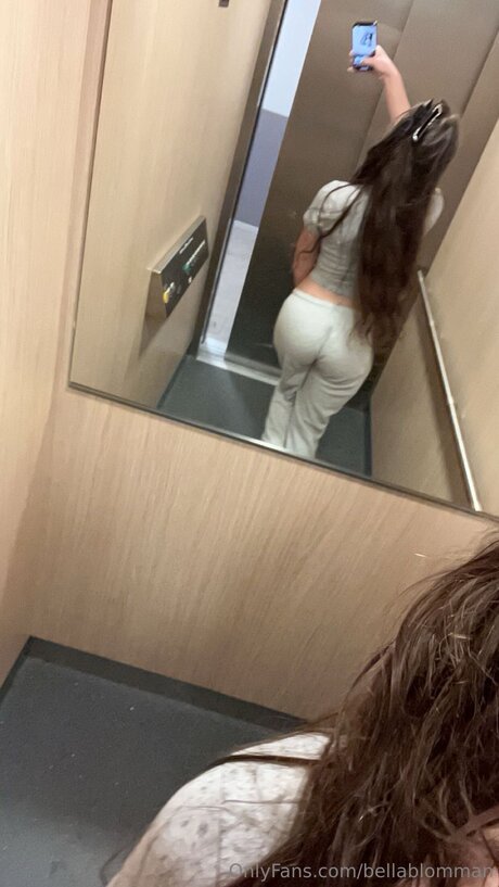 Bellablomman model perfekte bild