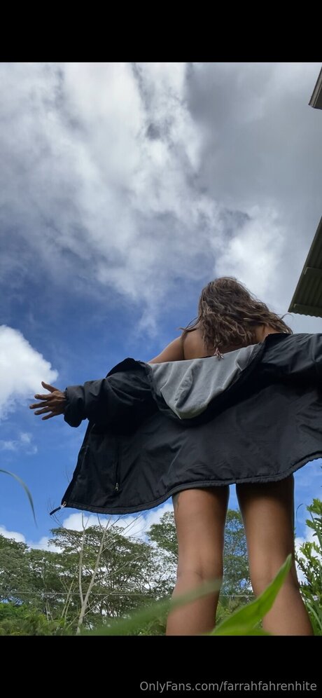 Farrahfahrenhite porno hd galerien