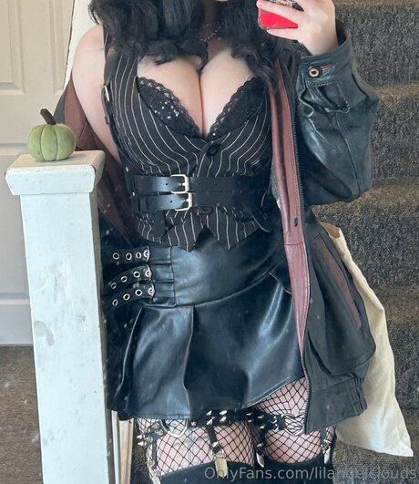 Lilangelclouds hübsche pornostar galerie