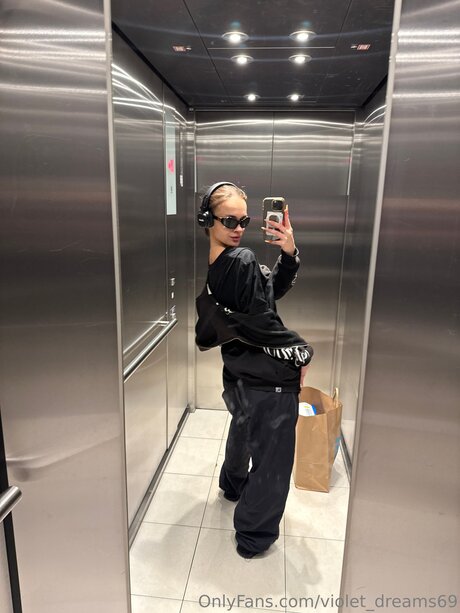 Violet Dreams69 freie pornografische galerie