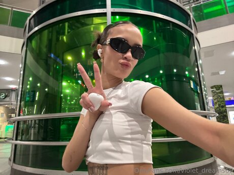 Violet Dreams69 erwachsene pornostar archiv