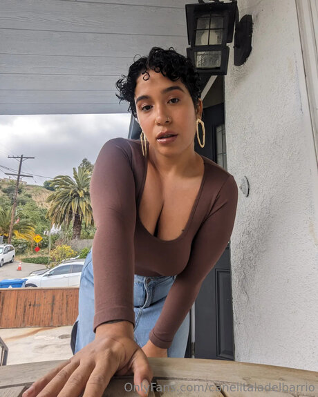 Canelitaladelbarrio nacktheit top archiv