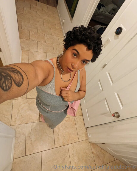 Canelitaladelbarrio erotische schöne foto