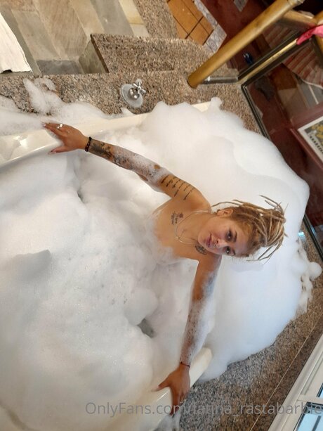 Latina Rastabarbie model porno fotos