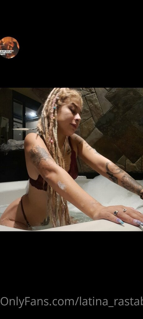 Latina Rastabarbie sexy xxx bild