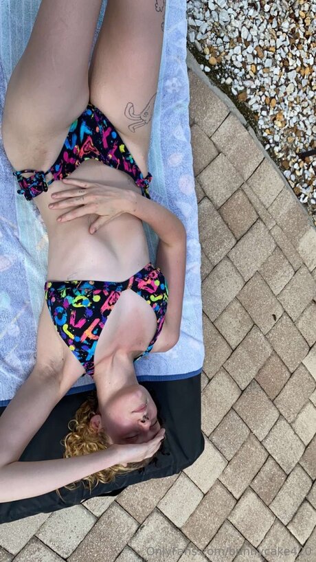 Bunnycake420 erwachsene sexy archiv