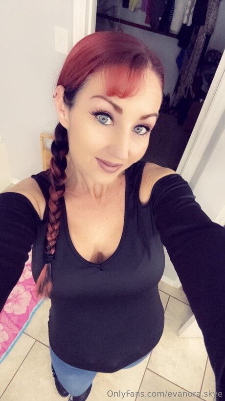 Evanora Skye top hübsche galerien