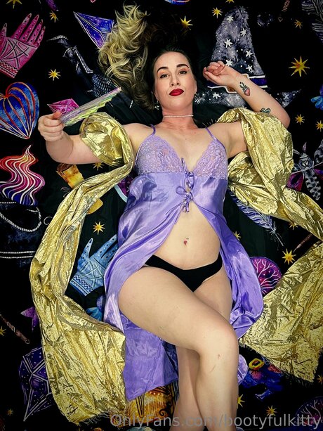 Bootyfulkitty hd akt archiv