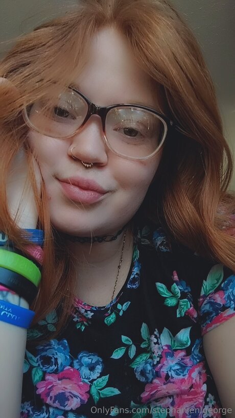 Stephanienlgeorge nackt kostenlose foto