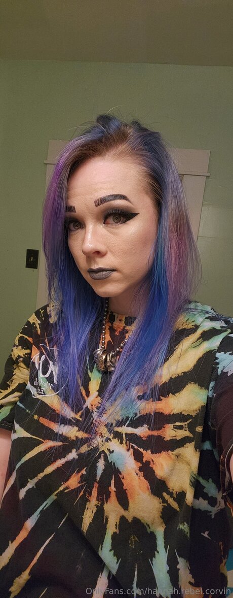 Hannah Rebel Corvin nackten pornostar galerie