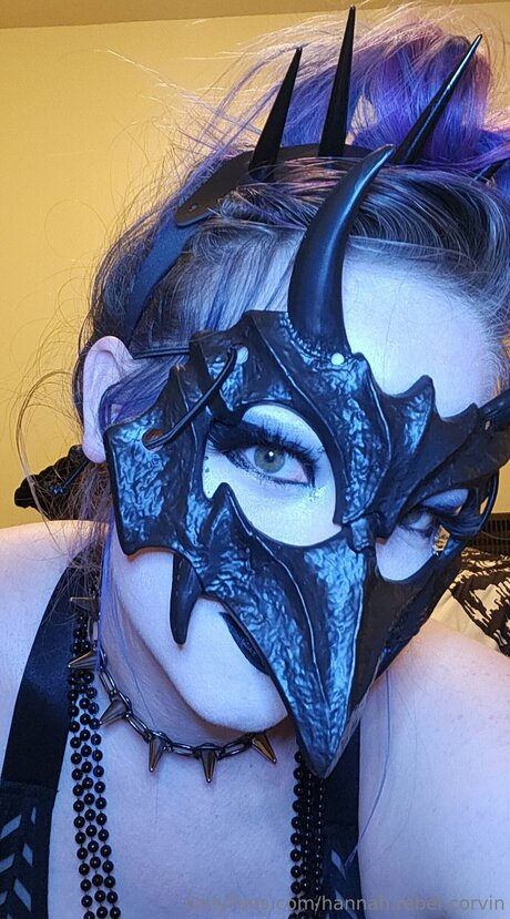 Hannah Rebel Corvin Bilder