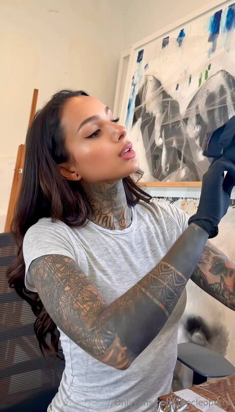 Thecleopetra erwachsene sexy galerien