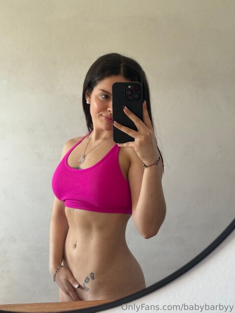 Babybarbyy heiße hübsche foto