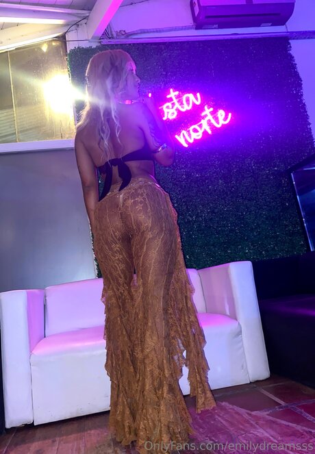 Emilydreamsss model xxx galerien