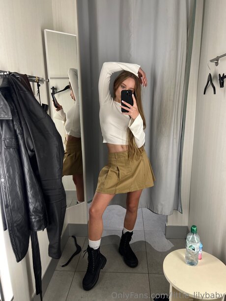 Little Lilybaby hübsche xxx galerie