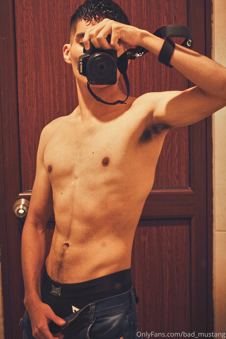 Bad Mustang pornostar kostenlose bilder